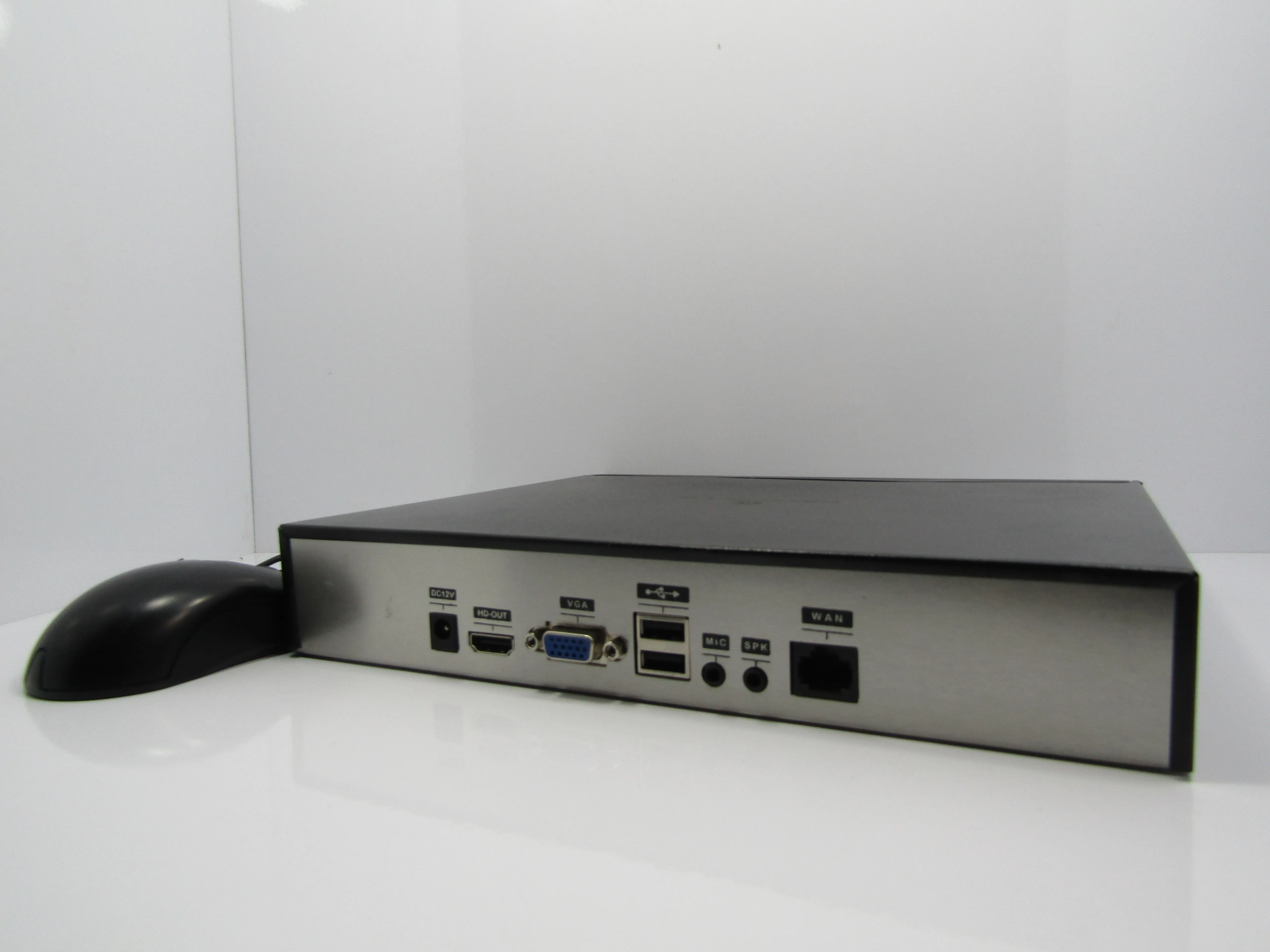 NVR 8 Port (5MP Support)